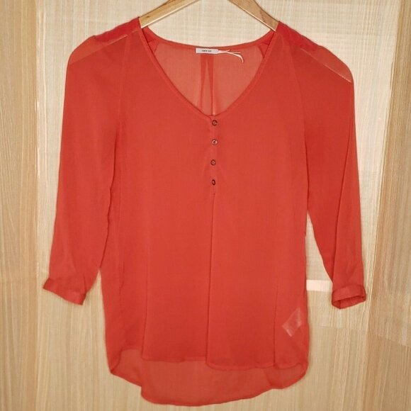 Kimchi Blue Urban Outfitters Womens Sheer Gauzy 3/4 Sleeve Blouse Small Salmon - Picture 1 of 7